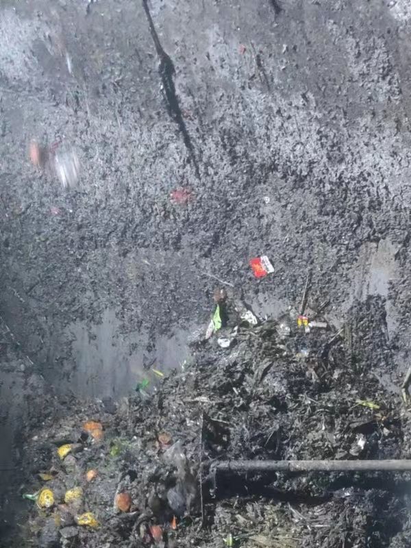 八宿污水池清理